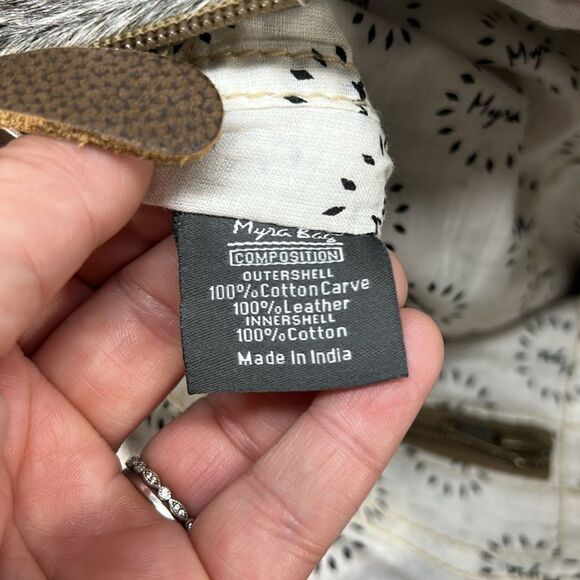 0327 Myra crossbody - Picture 7 of 7